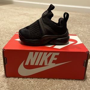 Nike Kids Presto Extreme Running Shoe